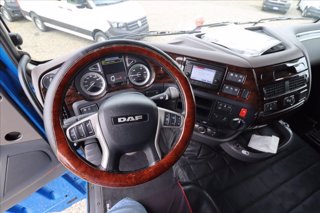 DAF XF 530 Trattore stradale con cabina letto 6