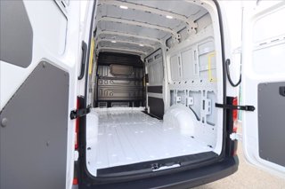 VOLKSWAGEN Crafter 35 2.0 TDI 140CV PM-TA Furgone Business 6