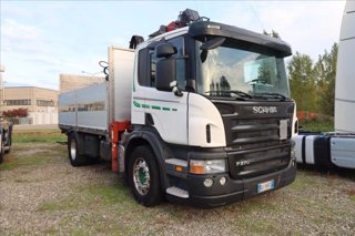 SCANIA SCANIA P280 motrice con sponda e gru